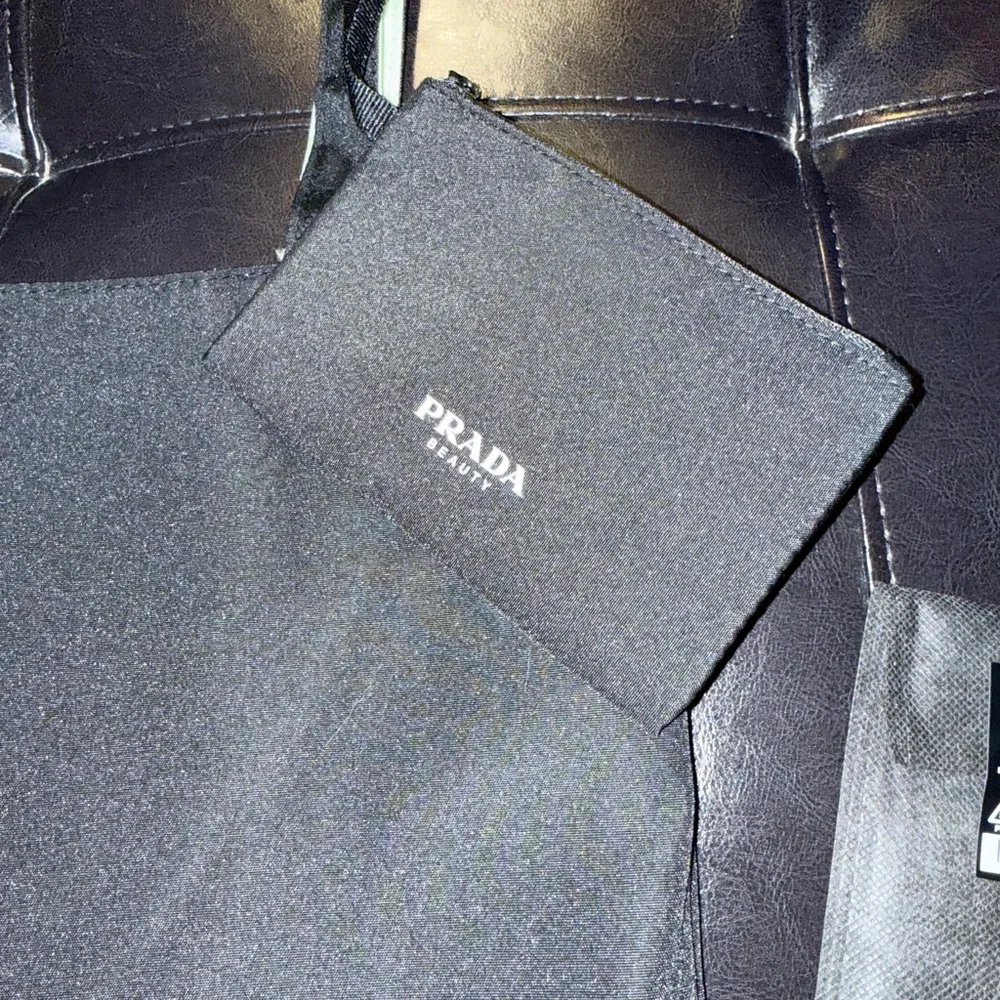 NEW Prada reversible Black/lime beauty Tote Bag with charms and smaller pouch - Picture 4 of 6